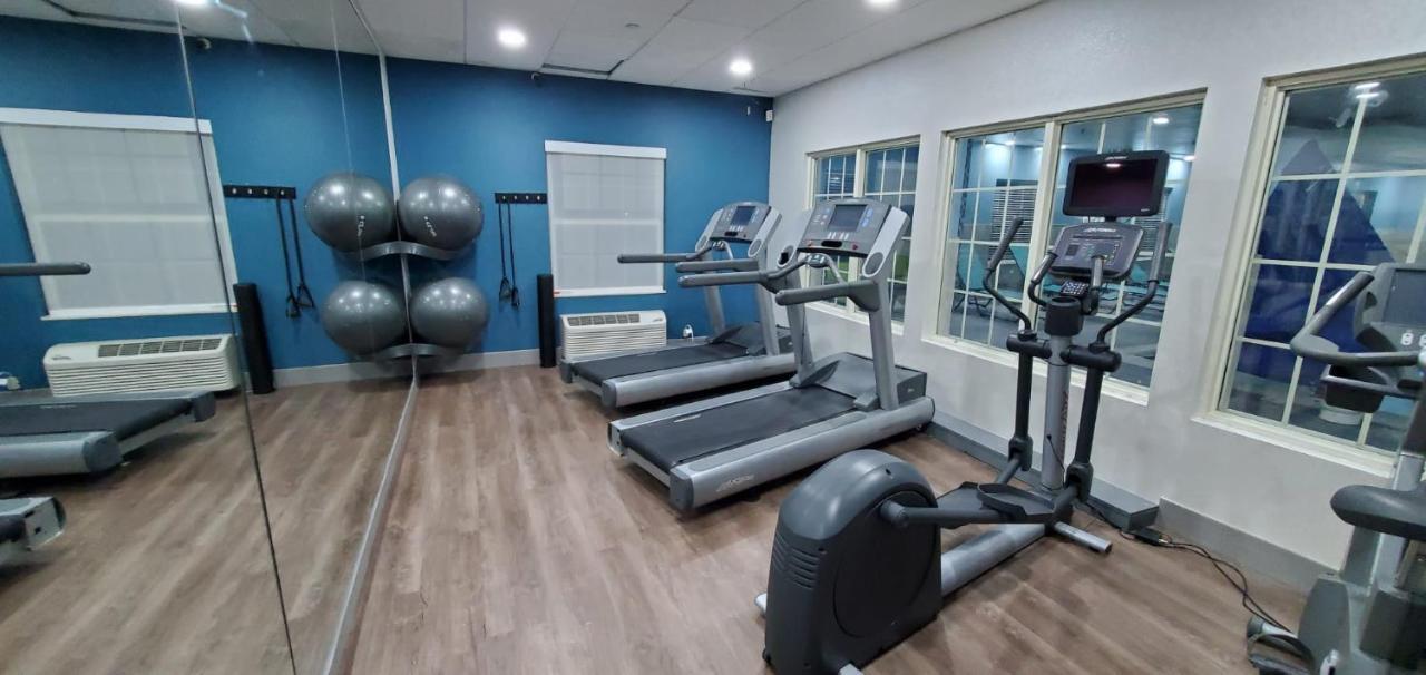 Holiday Inn Express & Suites Williamsburg By Ihg Luaran gambar