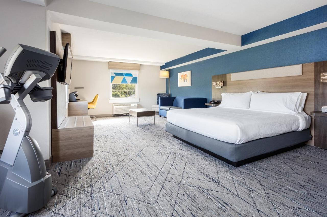 Holiday Inn Express & Suites Williamsburg By Ihg Luaran gambar