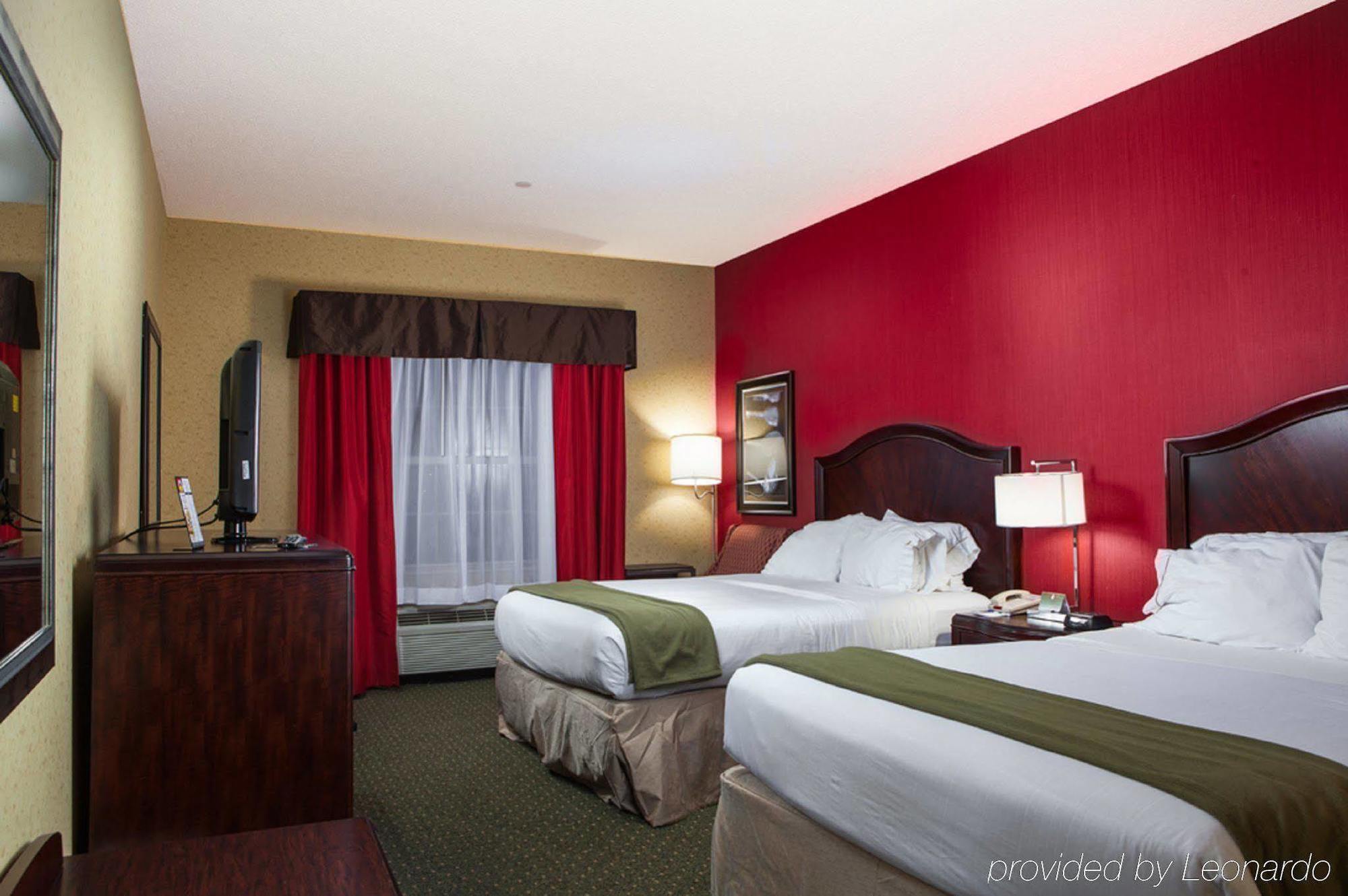 Holiday Inn Express & Suites Williamsburg By Ihg Luaran gambar