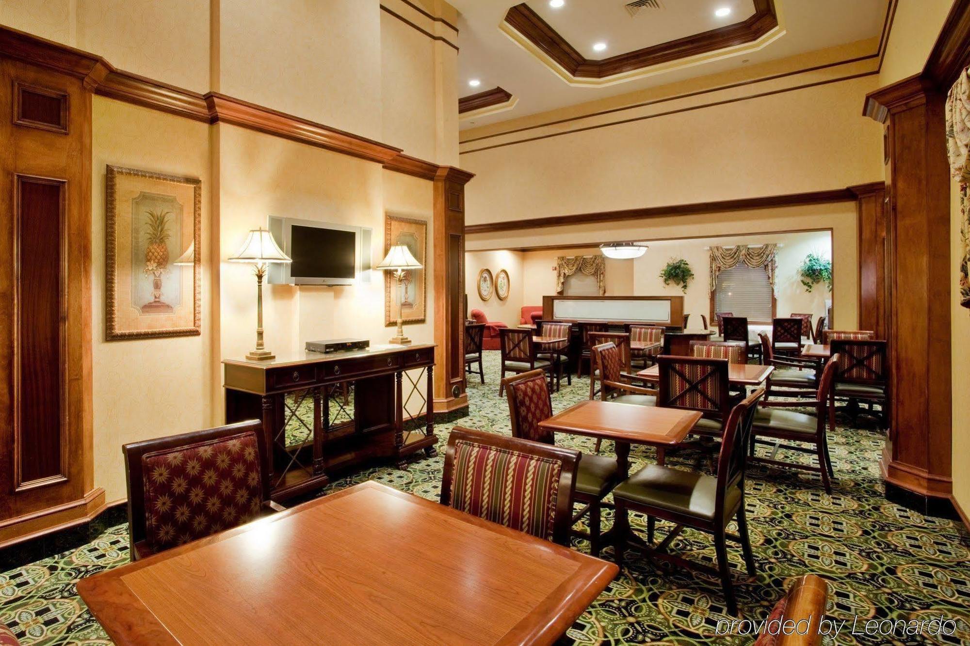 Holiday Inn Express & Suites Williamsburg By Ihg Luaran gambar