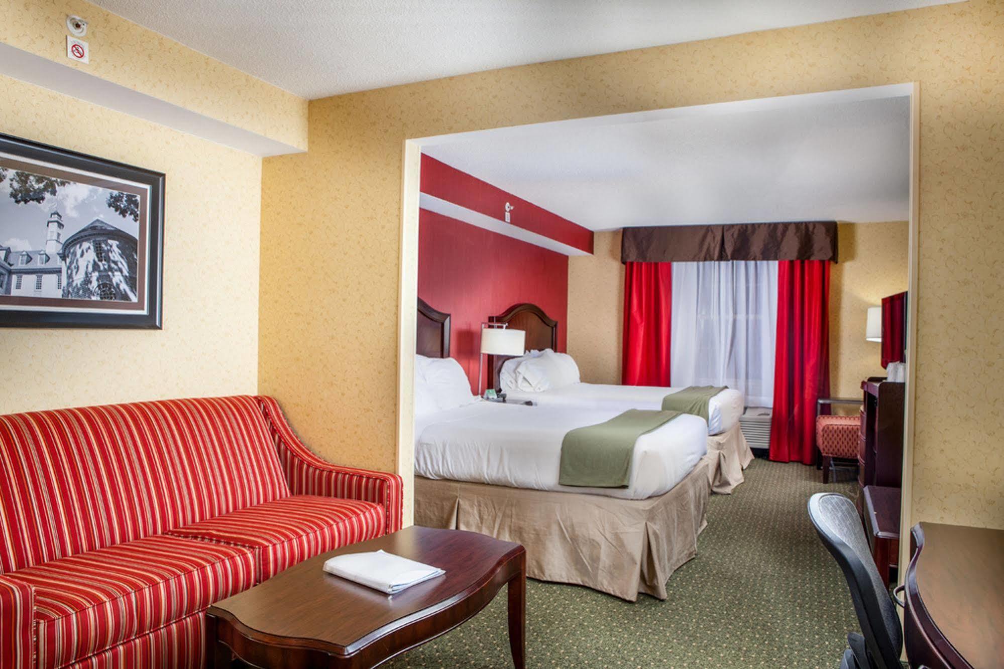 Holiday Inn Express & Suites Williamsburg By Ihg Luaran gambar